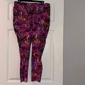 New! Lululemon Base Pace HR Tight 25”